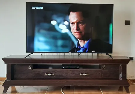 میز تلویزیون پینار مدل بهدیس