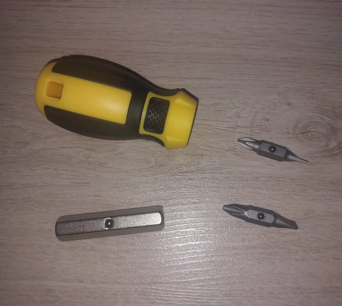 پیچ گوشتی مشتی دلی مدل DL260106