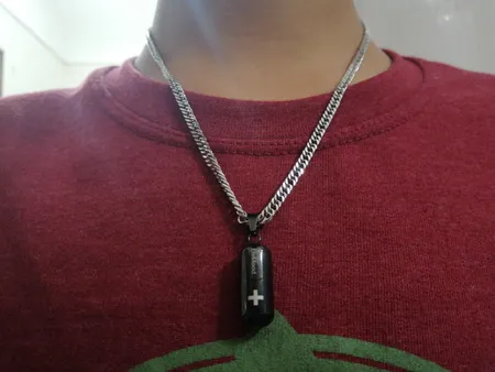 آویز گردنبند مردانه طرح کپسول مدل Kp-01