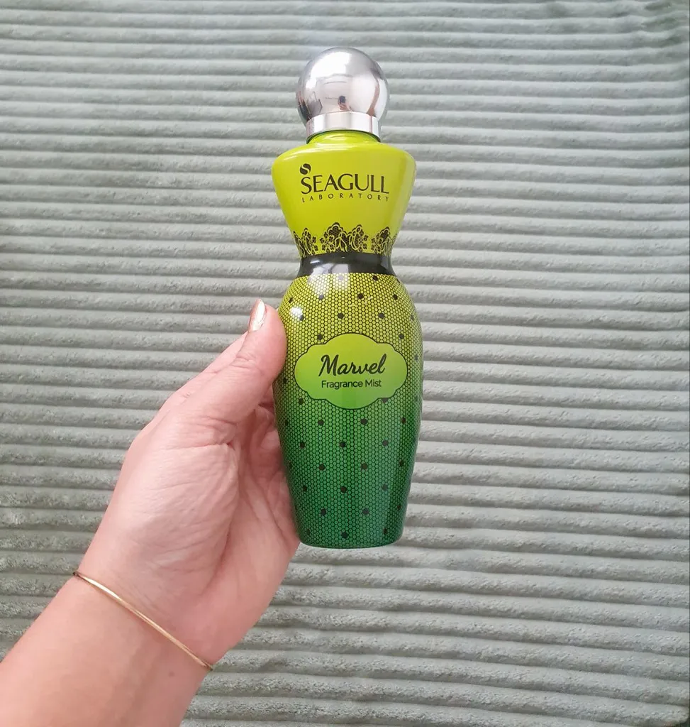 بادی اسپلش زنانه سی گل مدل Marvel حجم 250 میلی لیتر