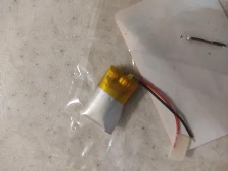 باتری لیتیومی مدل 331012 ظرفیت 180 میلی آمپر ساعت