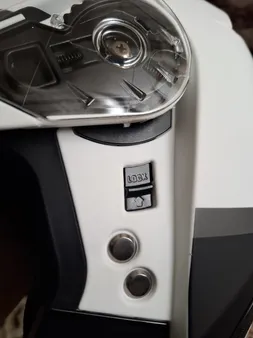 کلاه کاسکت فلش مدل فک متحرک عینکدار کد 935SV