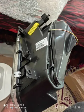 چراغ جلو راست شیشه ایرانی گروه پژوهش صنعت مدرن کد 55 مناسب برای پژو 405