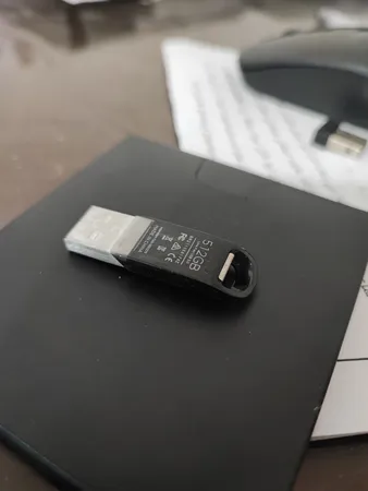 فلش مموری سن دیسک مدل Ultra Flair CZ73 ظرفیت 512 گیگابایت