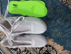 تجریه خرید کفش پیاده‌روی از جنس اشبالت، کاهش فشارهای وارده، مدل n_p.b.p