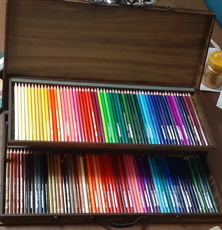 جعبه مدادرنگی کارنو مدل CSS 002