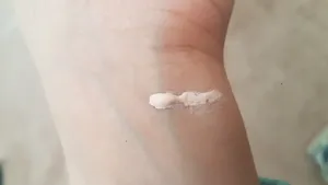 تجریه خرید کرم پوشاننده رنگی پرودرما مدل Roseavest حجم 40 میلی لیتر