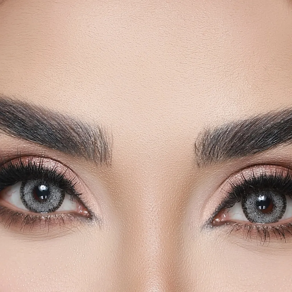 لنز چشم بیوتی کد 135 رنگ خاکستری روشن