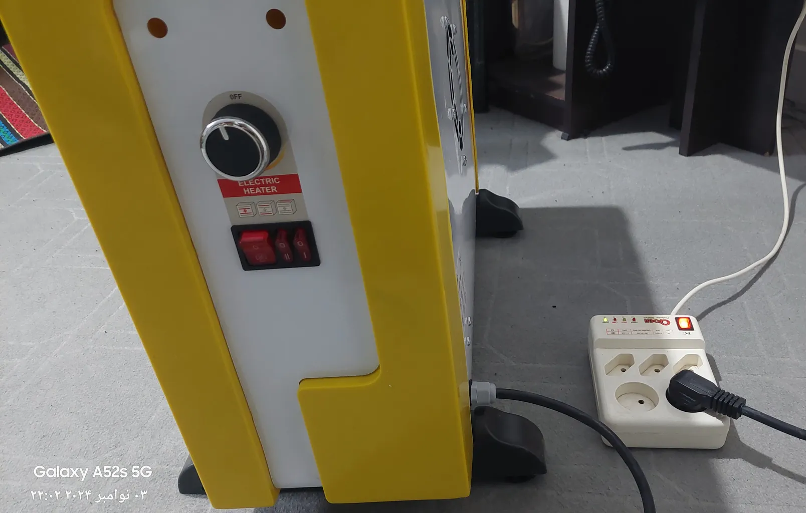 بخاری برقی آکماز مدل 6 شعله فن دار چرخ دار