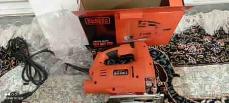 اره عمودبر بلک اند دکر مدل JS10-B5