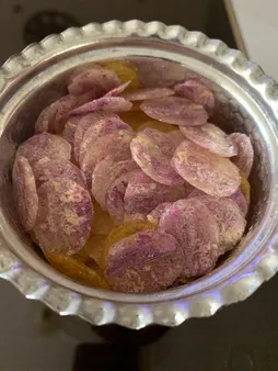 پولکی بدون قند گل سرخ کامور - 150 گرم