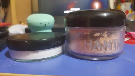 پودر تثبیت کننده آرایش هانتین مدل Fixator Powder