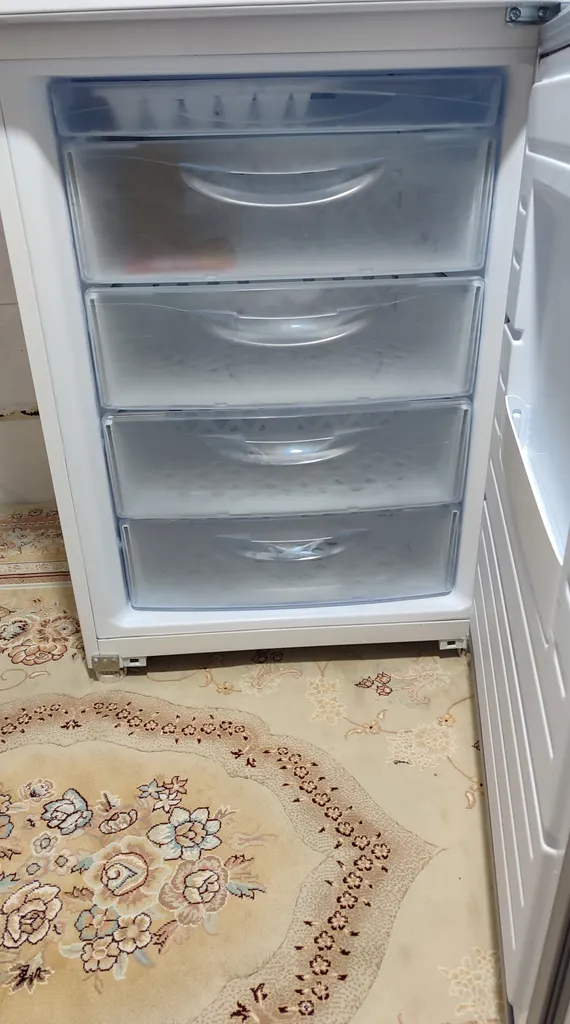 یخچال فریزر  22 فوت امرسان طرح فریزر پایین مدل CB22H