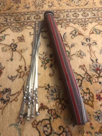 جای سیخ کد 66 به همراه 6 عدد سیخ جوجه کباب