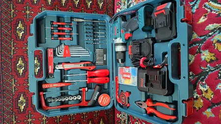 مجموعه 53 عددی دریل پیچ‌گوشتی شارژی چکشی رونیکس مدل  RS-8620