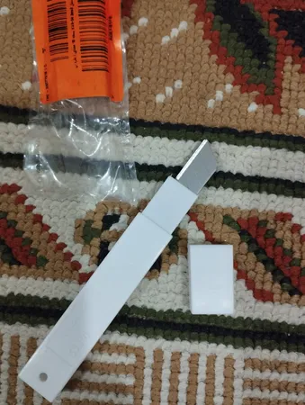 تیغ کاتر کوان مدل KAB-04 Small بسته 10 عددی