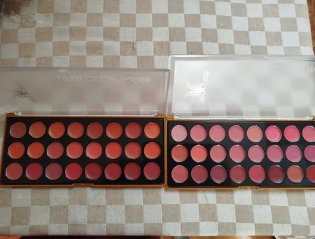 پالت رژ لب جامد گلد آنجل شماره 01