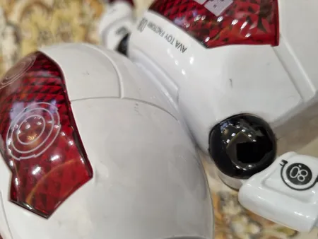 اسباب بازی مدل آدم آهنی چرخان