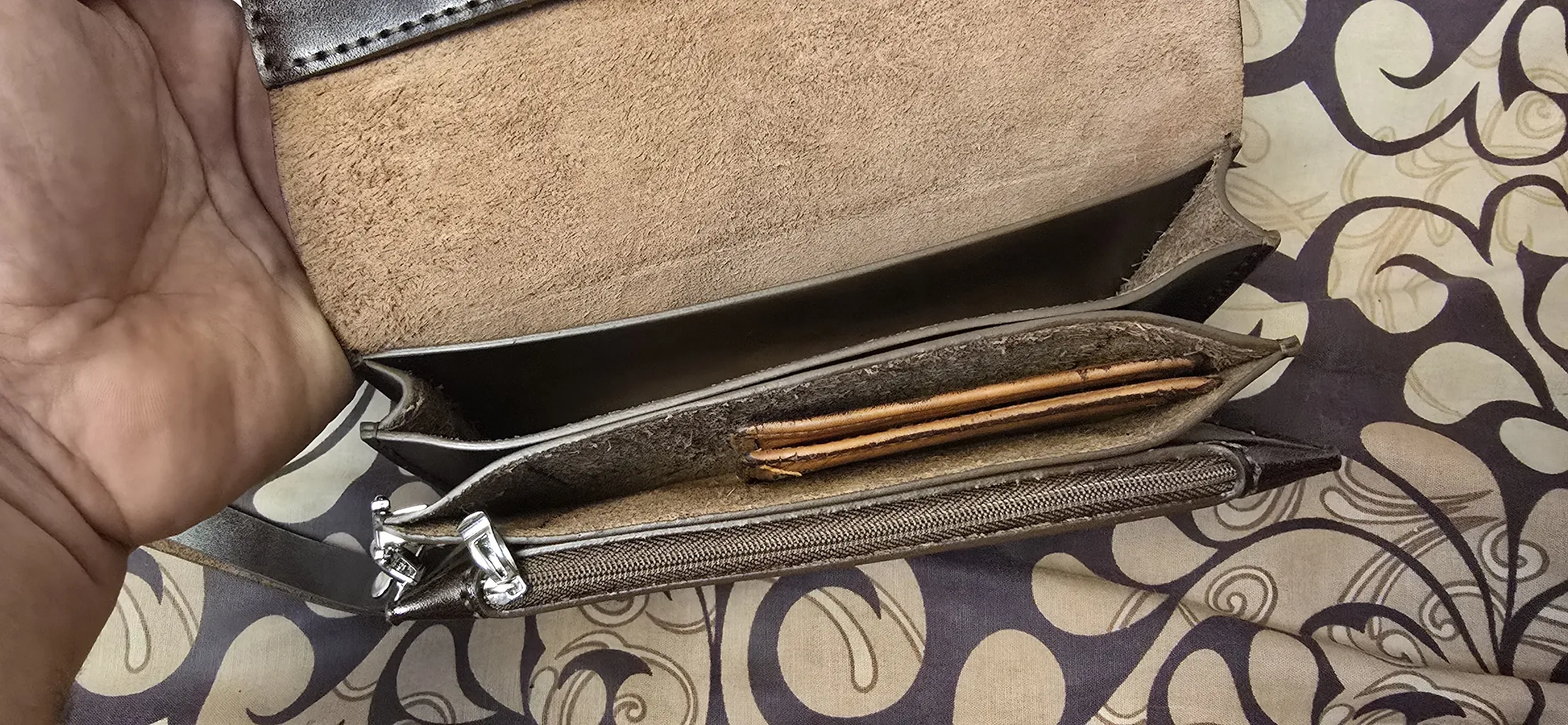 کیف پاسپورتی مردانه خانه چرم آنا مدل 36055