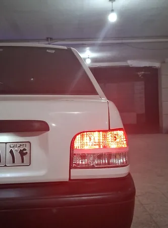 چراغ خطر عقب مدل برفی مناسب برای پراید 131 بسته 2 عددی