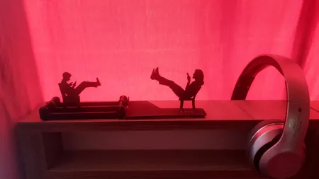 پایه نگهدارنده گوشی موبایل مدل Kick Back