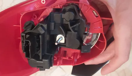 چراغ خطر عقب مدل JT123 مناسب برای پژو 206 SD بسته دو عددی