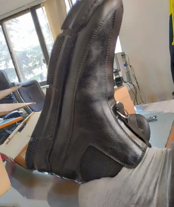 نیم بوت مردانه کروماکی مدل kmfw185