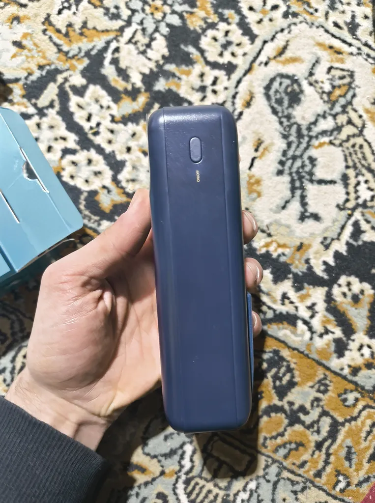 پاوربانک 22.5 وات ریمکس مدل RPP-550 ظرفیت 30000 میلی آمپر ساعت به همراه دو عدد کابل USB-C و لایتنینگ