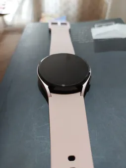 محافظ صفحه نمایش مدل شیشه ای مناسب برای ساعت هوشمند سامسونگ Galaxy watch4 active 40mm