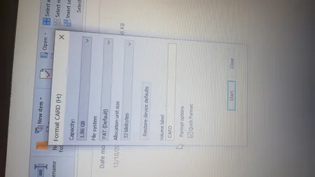 کارت حافظه microSD XC تروبایت مدل 633X-A2-V30 کلاس 10 استاندارد UHS-I U3 سرعت 95MBps ظرفیت 64 گیگابایت به همراه کارت‌خوان