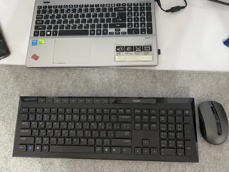 کیبورد و ماوس بی سیم رپو مدل 8210M، سوییچ ممبران، Full-Size