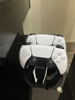 کنسول بازی سونی مدل PlayStation 5 Slim ظرفیت یک ترابایت ریجن 2000 آسیا به همراه دسته اضافی و پایه شارژر