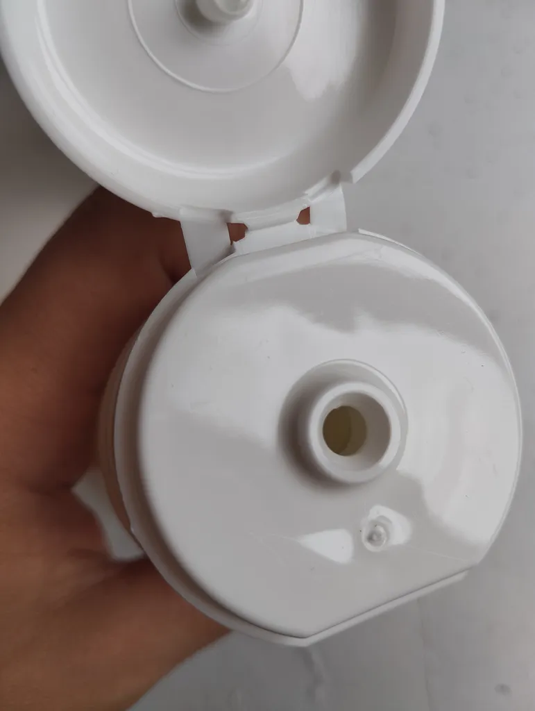 ژل بهداشتی بانوان هیدرودرم سری Quadra Action حجم 150 میلی لیتر