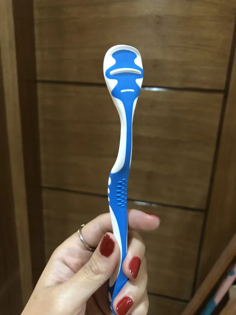 مسواک زبان شور تریزا مدل پروفشنال کر با برس نرم