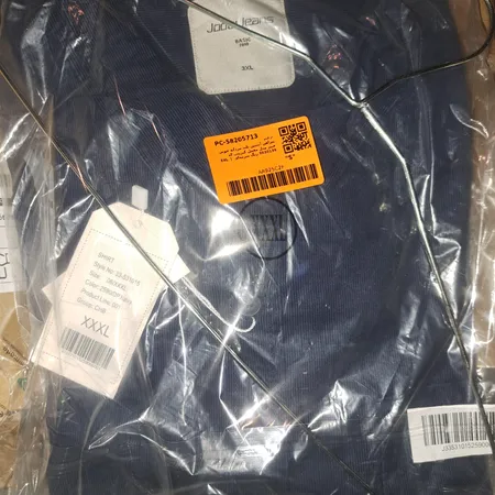 پیراهن آستین بلند مردانه جوتی جینز مدل مخمل کبریتی کد 3030139 رنگ سرمه‌ای