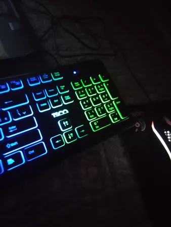 کیبورد تسکو مدل TK 8046،سوییچ ممبران، Full-size، نورپردازی RGB