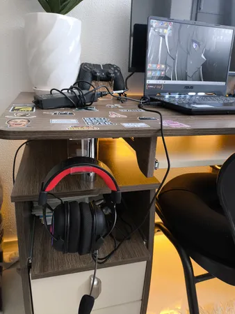 پایه نگهدارنده هدفون مدل He39