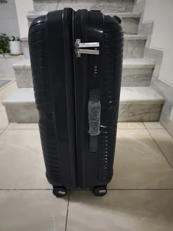 چمدان تری برد مدل EC سایز متوسط ارتفاع 65 سانتی متر