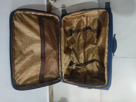 چمدان مدل 3S_M850 سایز متوسط