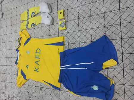 ست 5 تکه لباس ورزشی پسرانه طرح النصر مدل رونالدو 2025