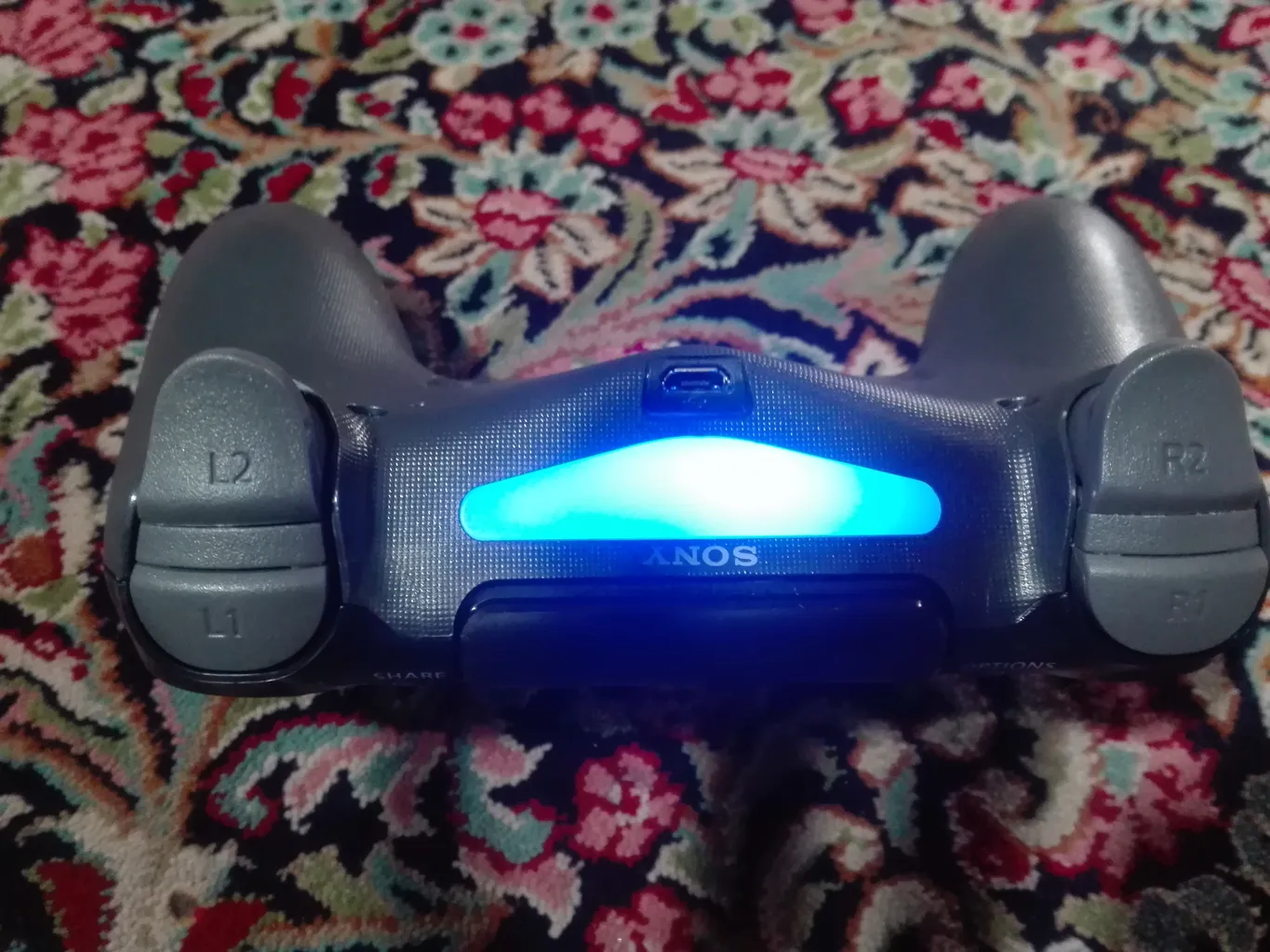 دسته بازی پلی استیشن 4 مدل DUAL SHOCK C01