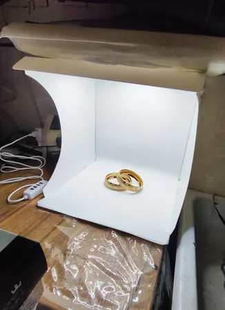 چادر عکاسی پلوز مدل Ring LED ابعاد 23x23 سانتی متر