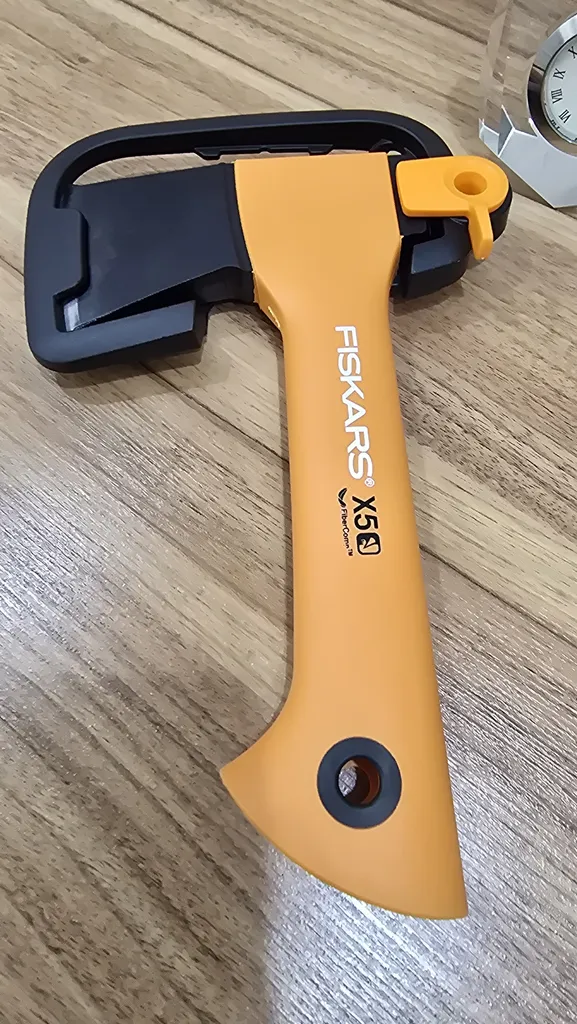 تبر سفری فیسکارس مدل Chopping Axe XXS X5