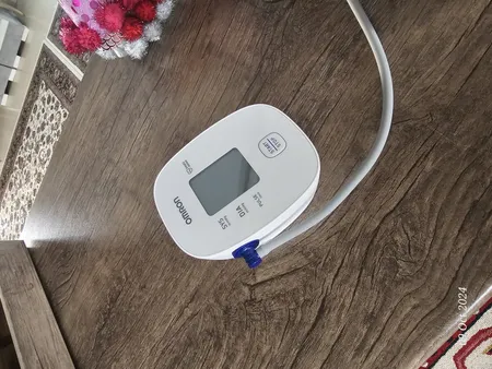 فشارسنج بازویی امرن مدل M1 Basic