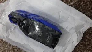 تجریه خرید سرم پوست وزه مدل essence هیالورنیک اسید حجم 100 میلی لیتر