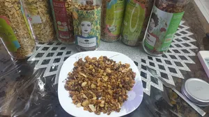 تجریه خرید موسلی گرانولا بادام زمینی و شیر شکلات چاربان - 380 گرم