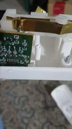 محافظ ولتاژ مهیار مدل MH3.D دیواری