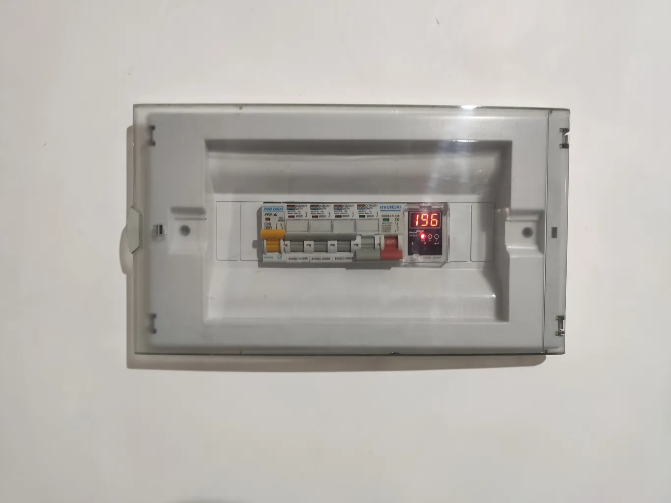 محافظ ولتاژ شیوا امواج مدل VPJN-20