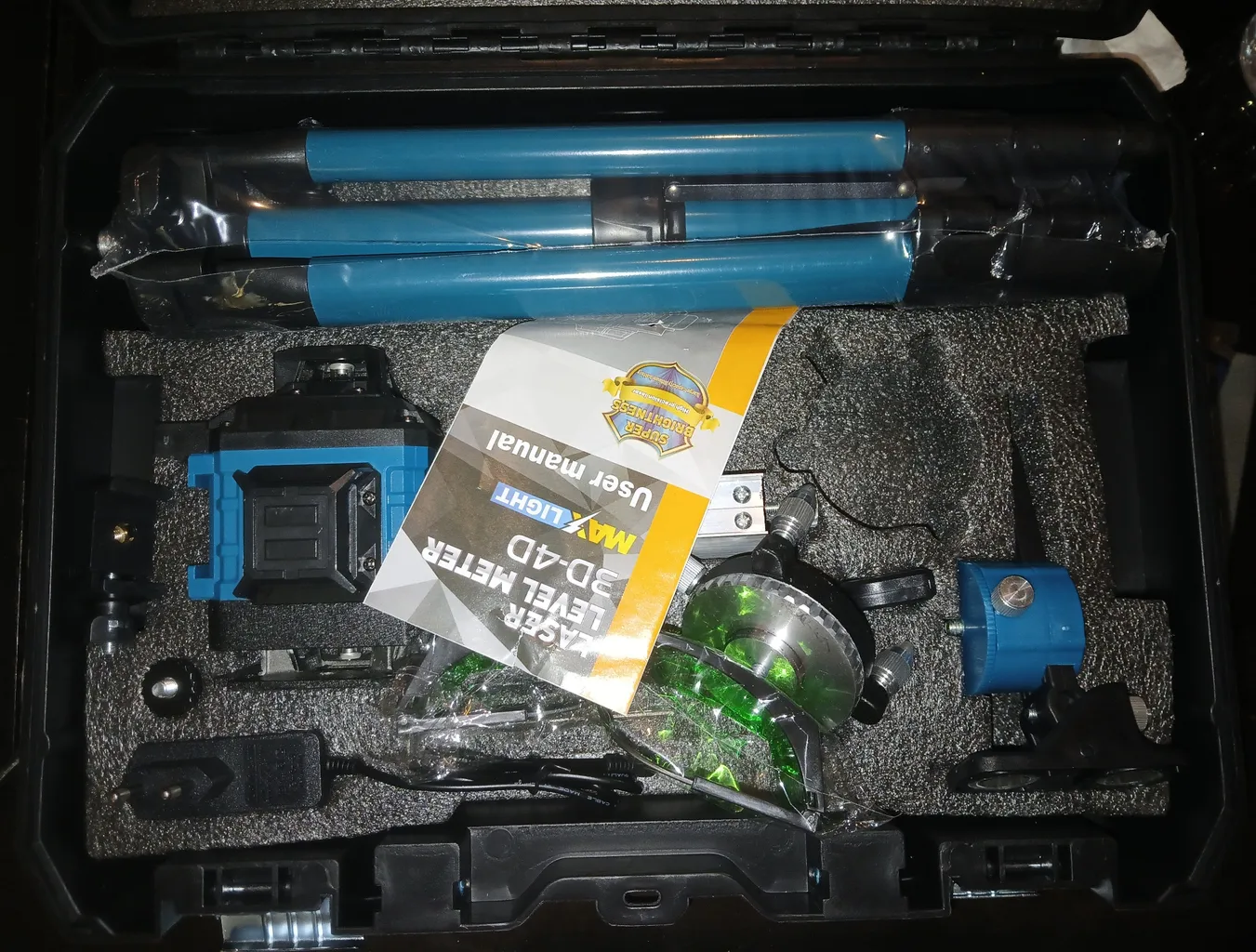 تراز لیزری مدل MAKITA-360-16