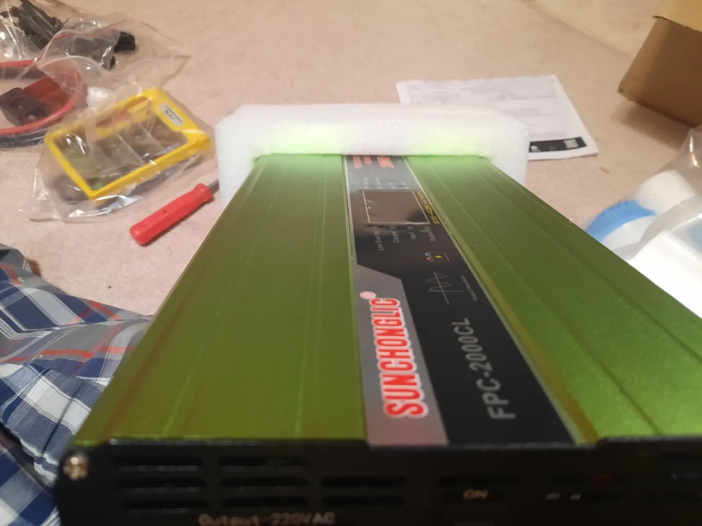 اینورتر شارژر سینوسی سانچونگلیک مدل FPC-2000CL ظرفیت 2000 وات